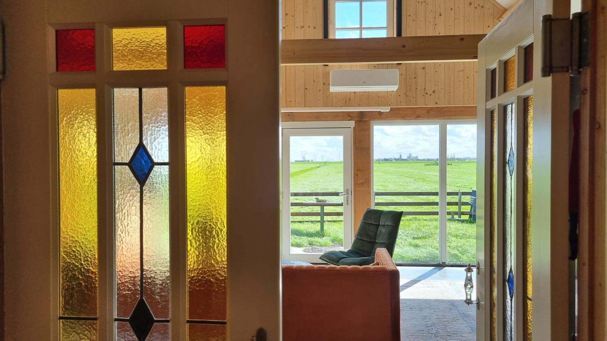 City Farmers Lodge, A Guesthouse With A Skyline View In Rural Амстердам Экстерьер фото